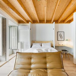 Studio met een King Size Bed